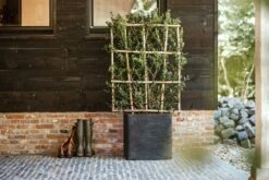 Capi Plantenbak Vierkant Nature Rib NL - L50 X B50 X H50cm - Zwart -Decor Verkoop pot vierkant rib nl 50x50x50 zwart plantenbak 7 8